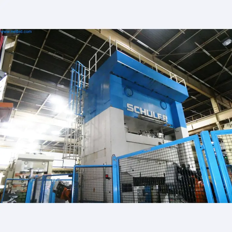 Pressenlinien aus der Automobilindustrie-25