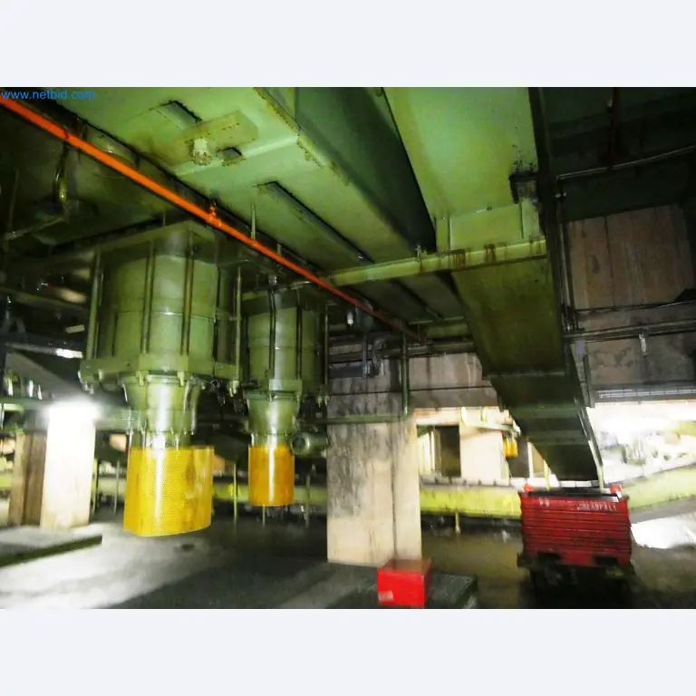 Pressenlinien aus der Automobilindustrie-39