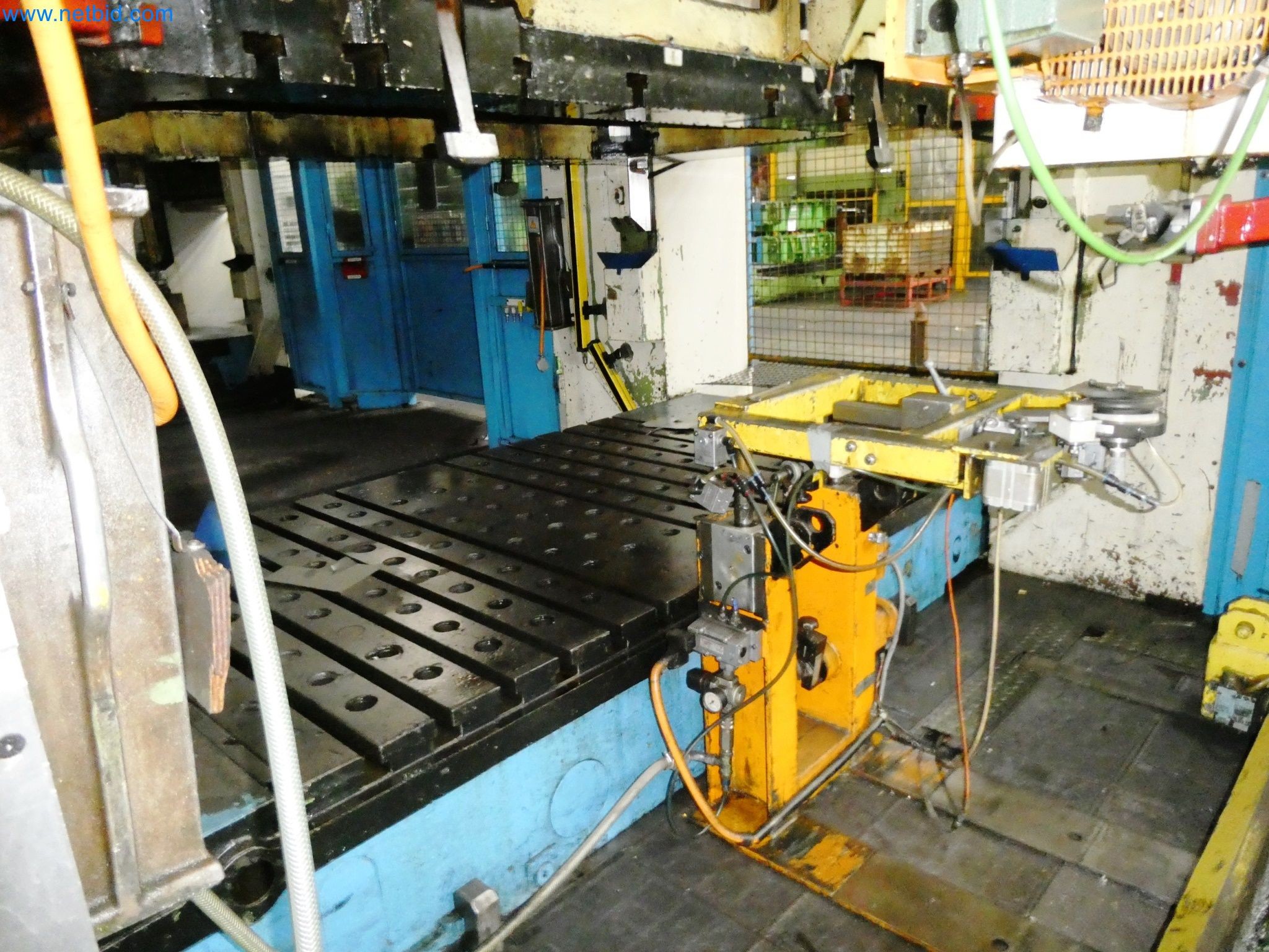 Linhas de imprensa da indústria automóvel-3