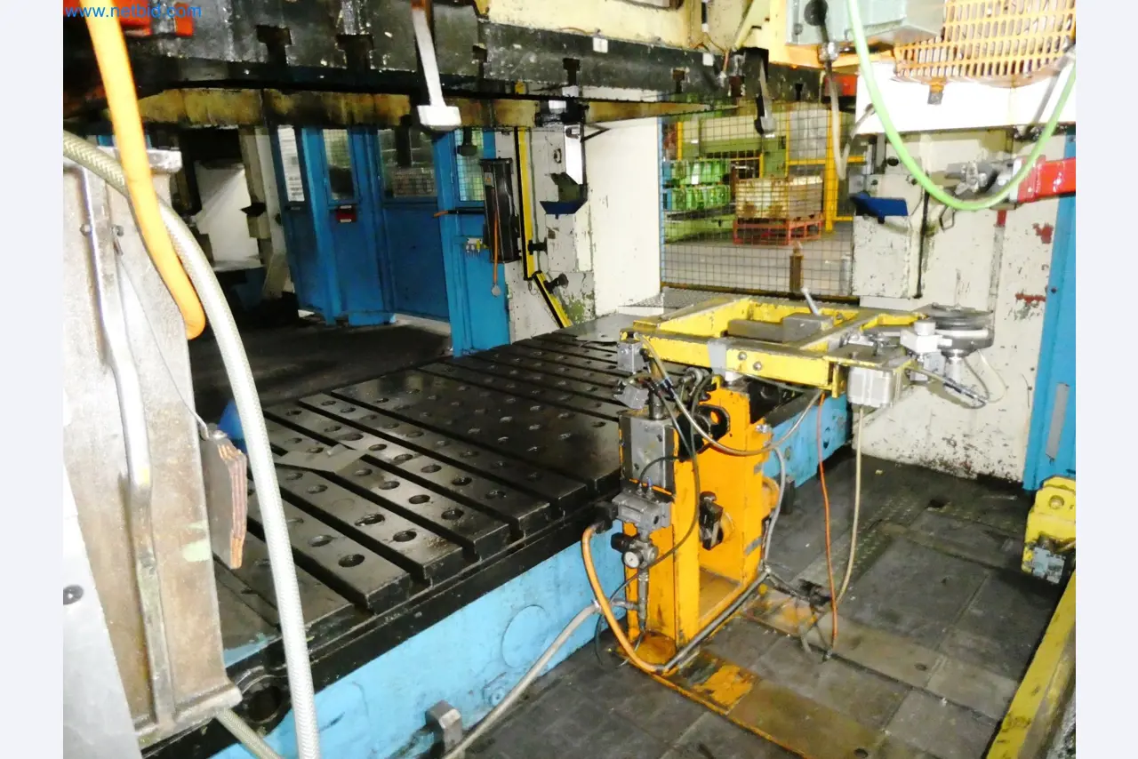 Pressenlinien aus der Automobilindustrie-3