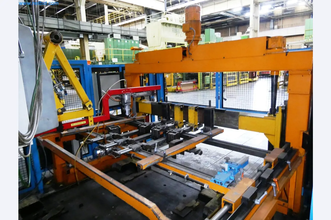 Pressenlinien aus der Automobilindustrie-42