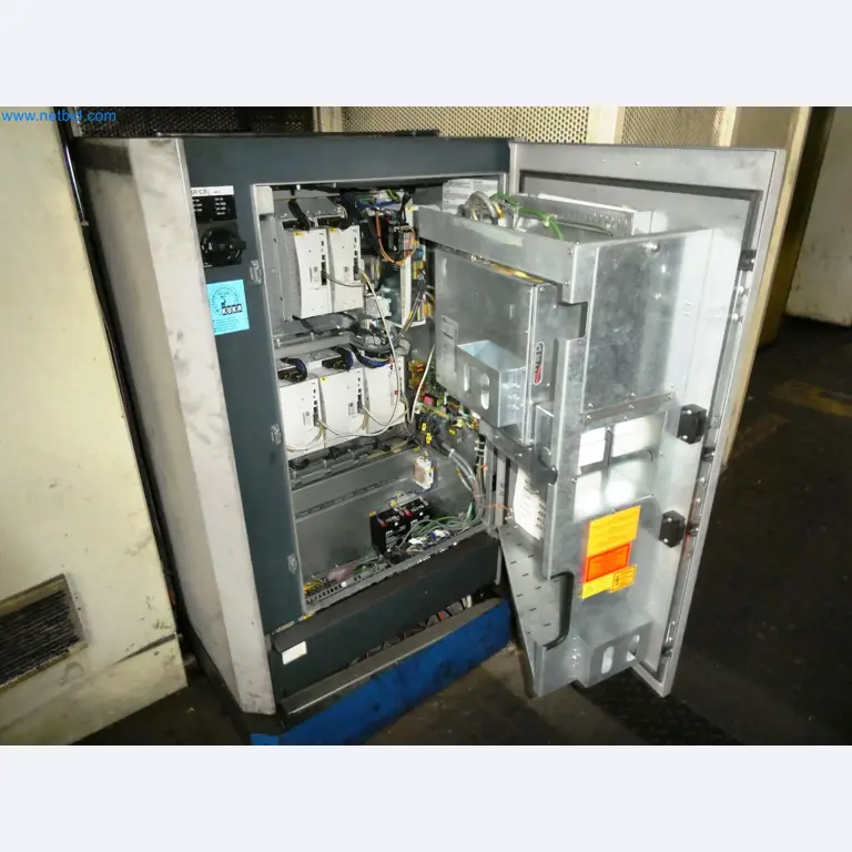 Pressenlinien aus der Automobilindustrie-8