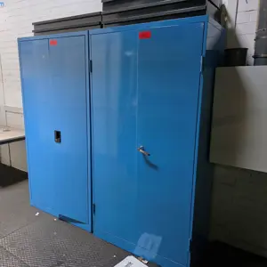 5 Stahlblechschränke