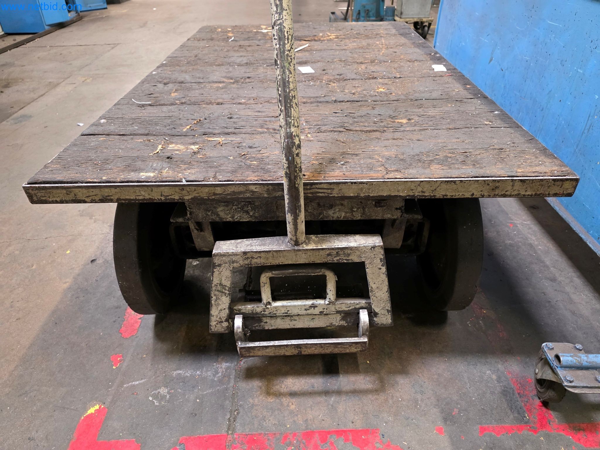 Workshop equipment, automotive lifts, and welding equipment for the automotive industry-3