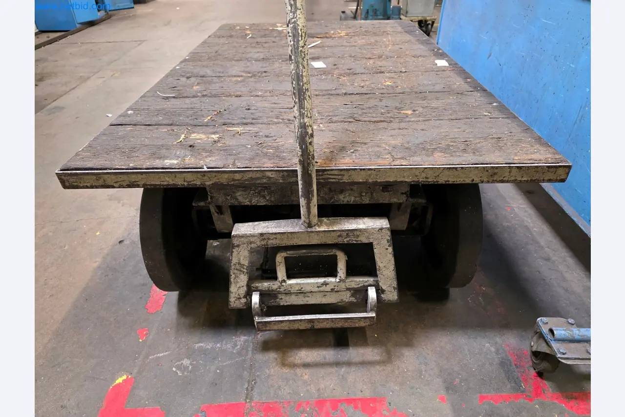 Workshop equipment, automotive lifts, and welding equipment for the automotive industry-3