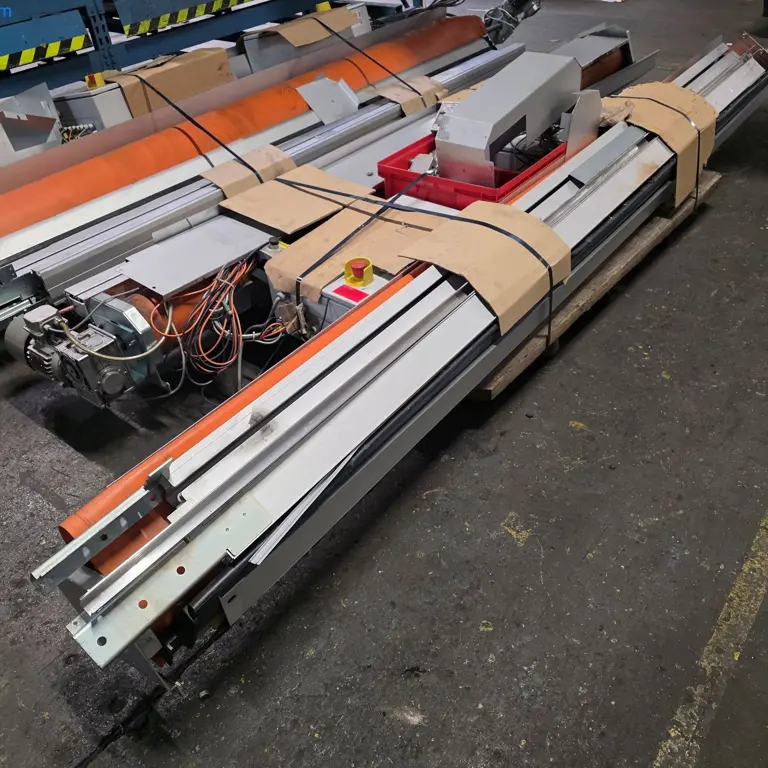 High-speed vinyl curtain door