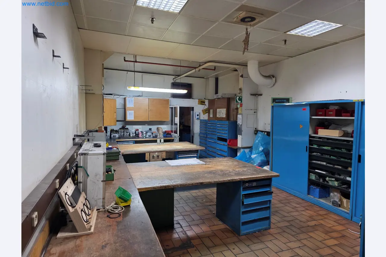 Workshop equipment, automotive lifts, and welding equipment for the automotive industry-1