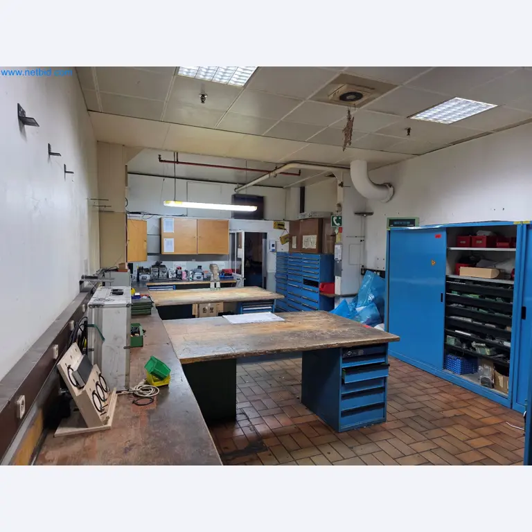Workshop equipment, automotive lifts, and welding equipment for the automotive industry-1