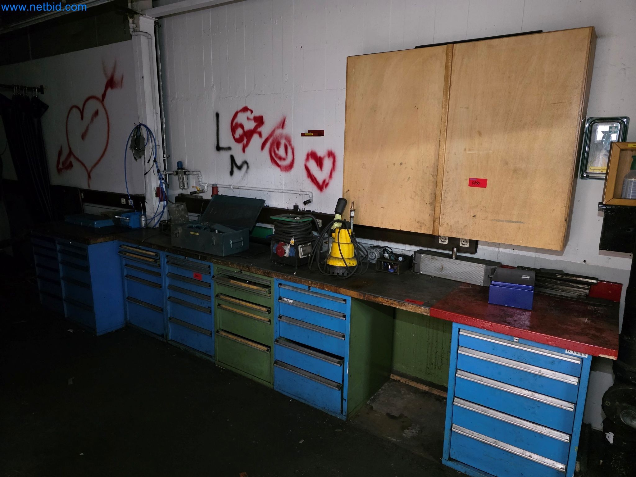 Workshop equipment, automotive lifts, and welding equipment for the automotive industry-8