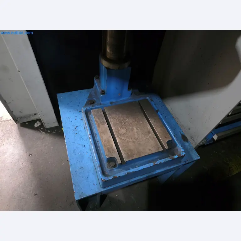 Workshop equipment, automotive lifts, and welding equipment for the automotive industry-6