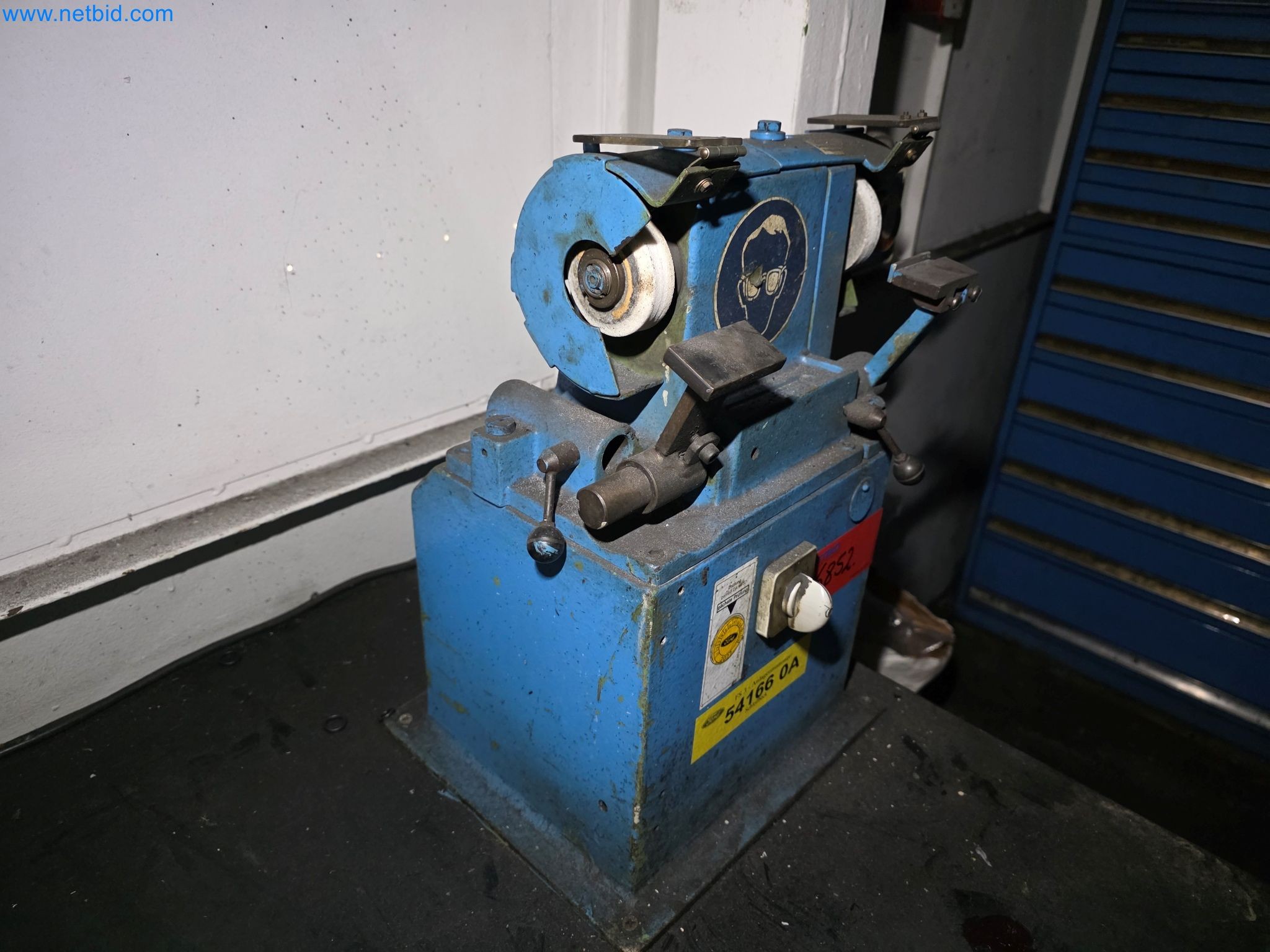 Workshop equipment, automotive lifts, and welding equipment for the automotive industry-3