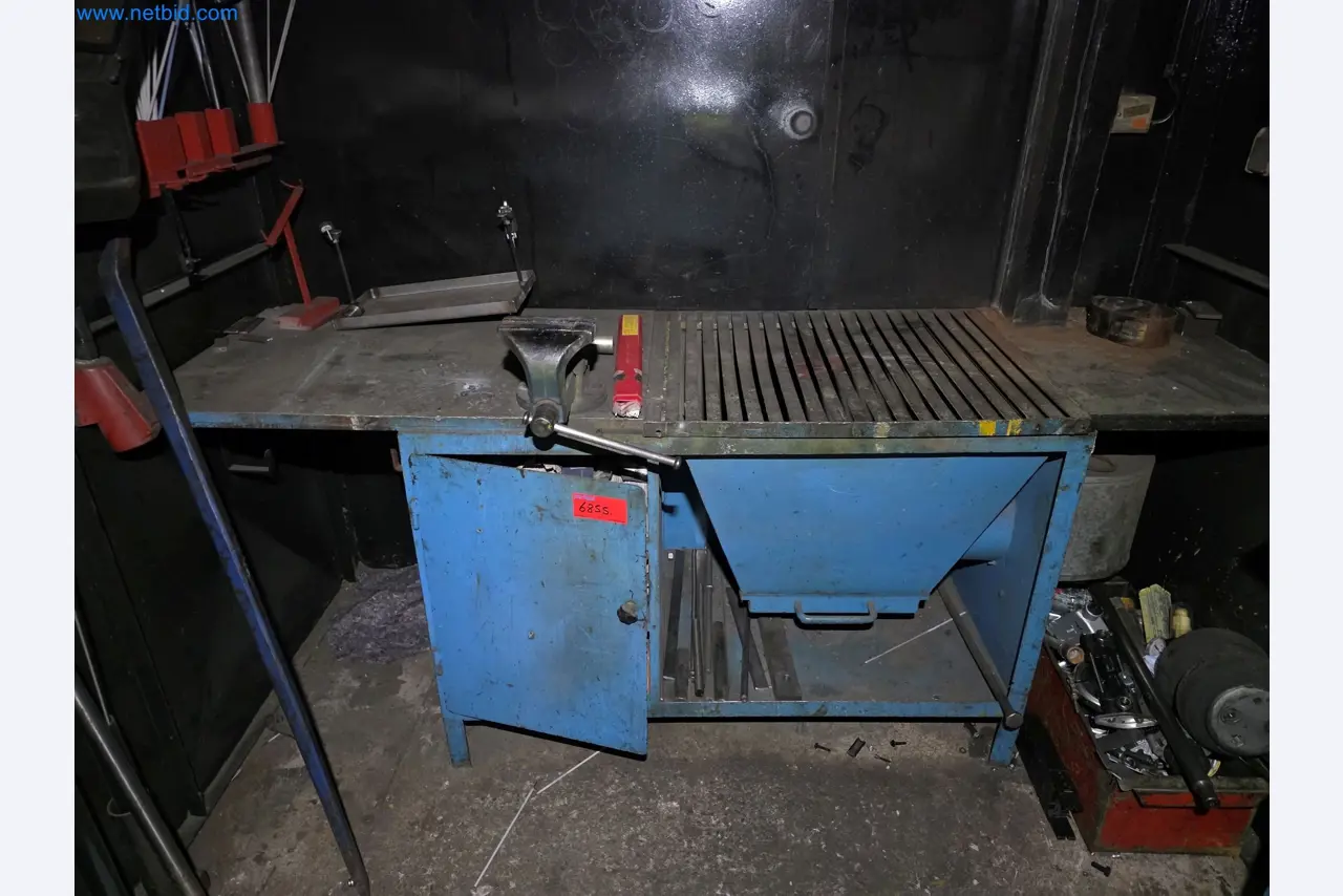Workshop equipment, automotive lifts, and welding equipment for the automotive industry-1