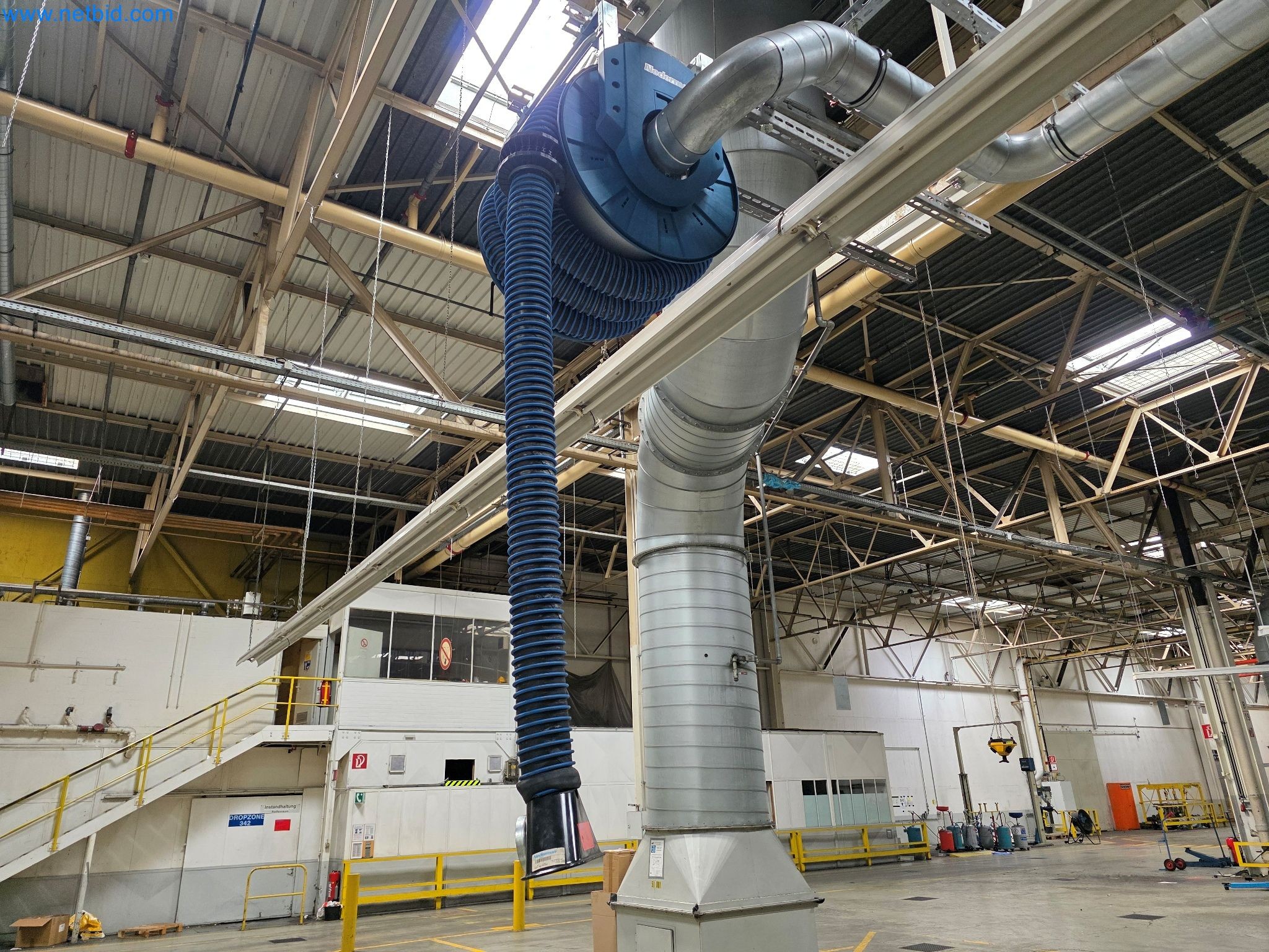 Workshop equipment, automotive lifts, and welding equipment for the automotive industry-3
