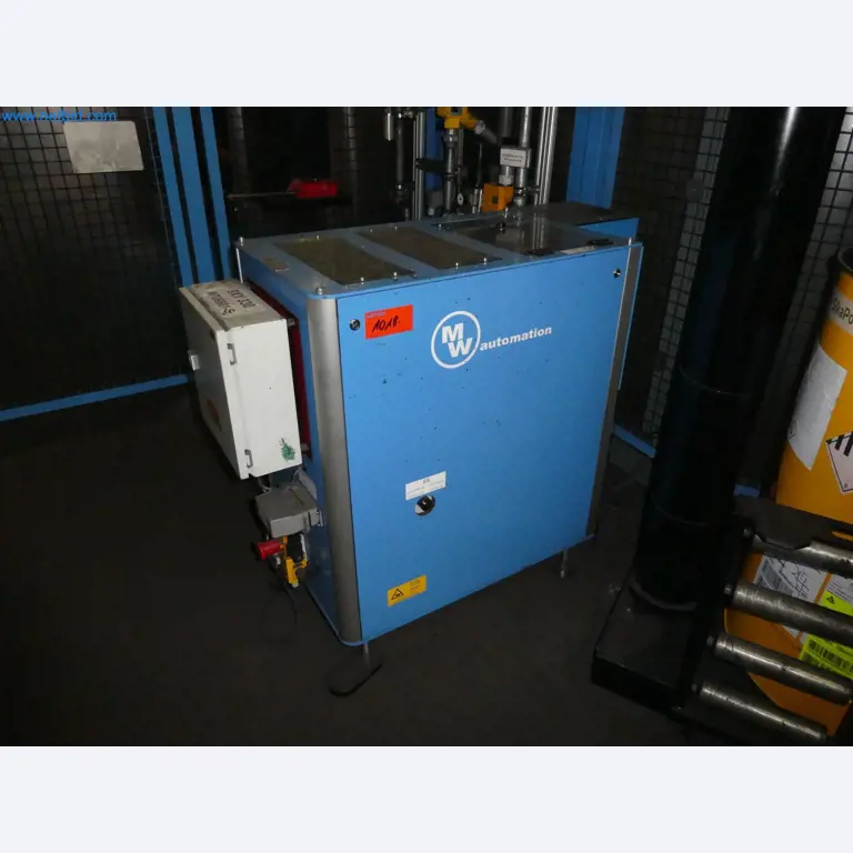 Robots, equipos de soldadura y accesorios de montaje de la industria del automóvil-7