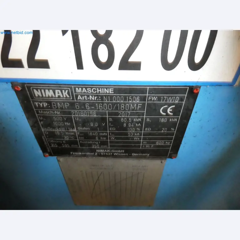 Robots, equipos de soldadura y accesorios de montaje de la industria del automóvil-5