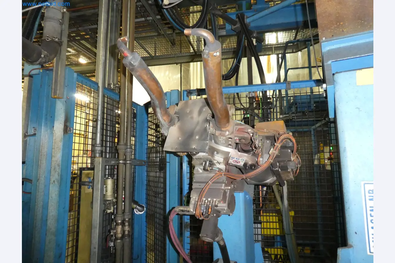 Robots, equipos de soldadura y accesorios de montaje de la industria del automóvil-2