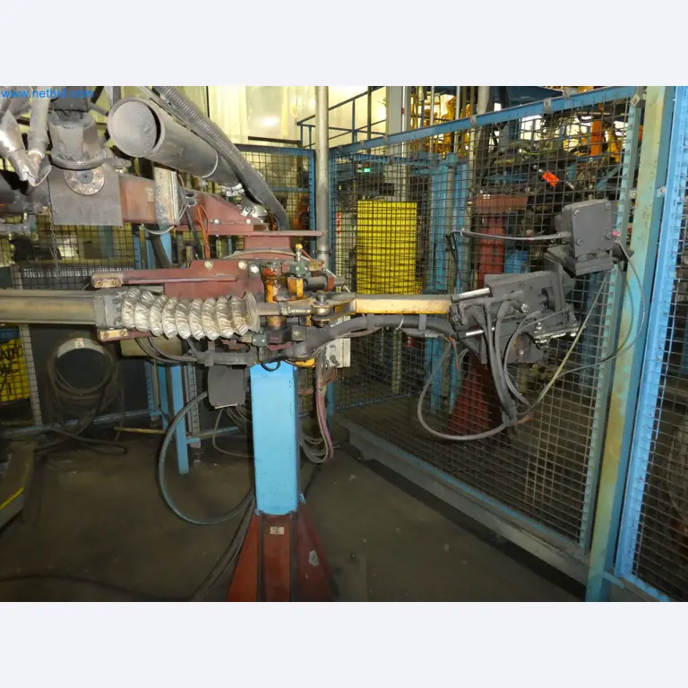 Robots, equipos de soldadura y accesorios de montaje de la industria del automóvil-4