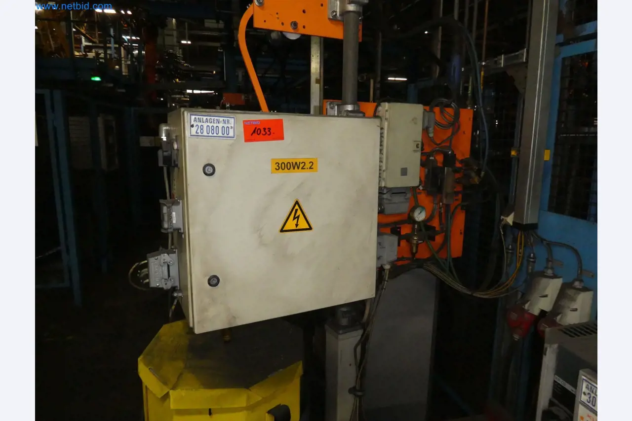 Robots, equipos de soldadura y accesorios de montaje de la industria del automóvil-6