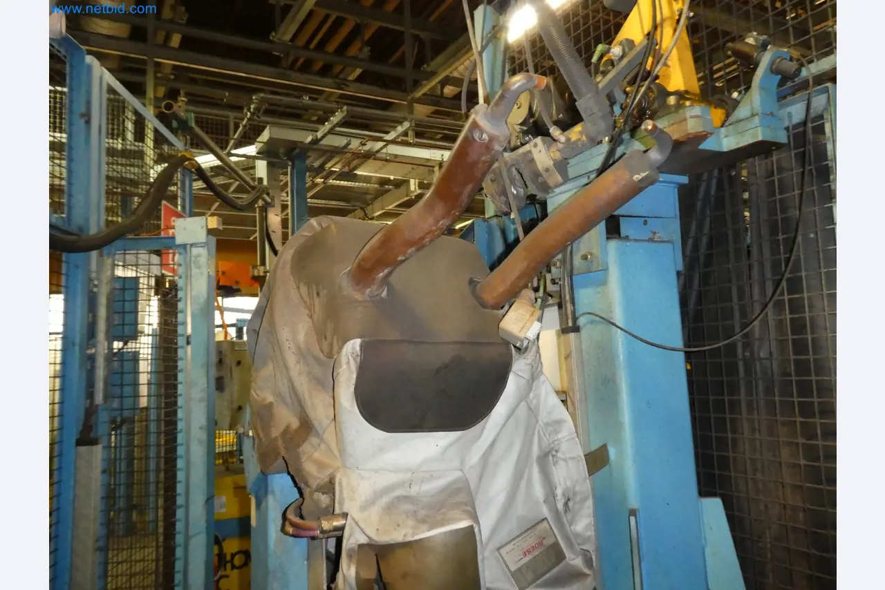 Robots, equipos de soldadura y accesorios de montaje de la industria del automóvil-3