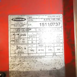 Soldadora de arco con protección de gas Fronius Kuka KPU 440S