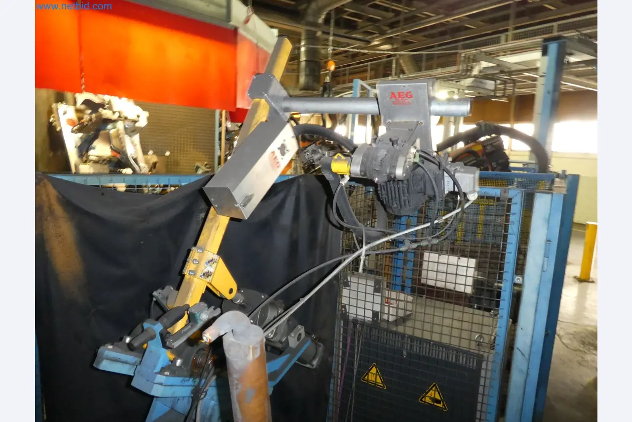 Robots, equipos de soldadura y accesorios de montaje de la industria del automóvil-2