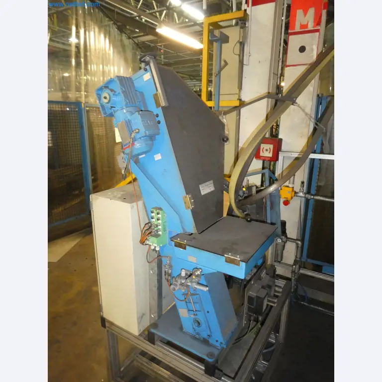 Robots, equipos de soldadura y accesorios de montaje de la industria del automóvil-9