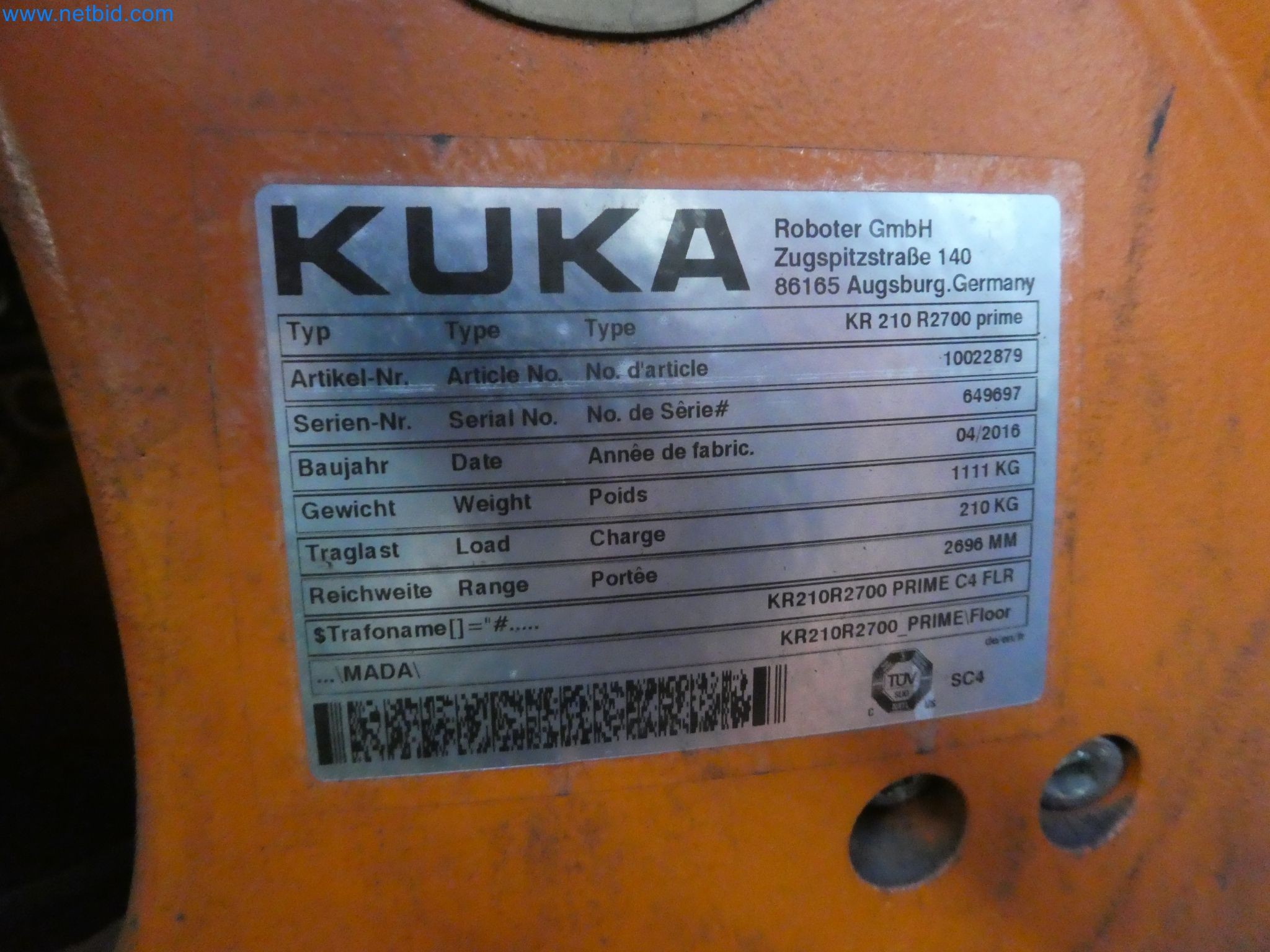 Robots, welding equipment and assembly accessories from the automotive industry-22