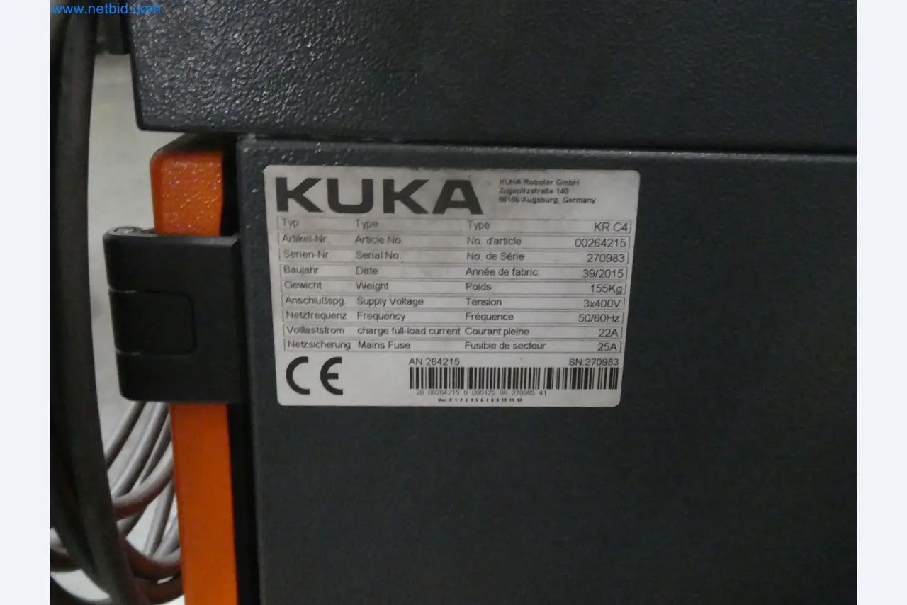 Robots, welding equipment and assembly accessories from the automotive industry-28