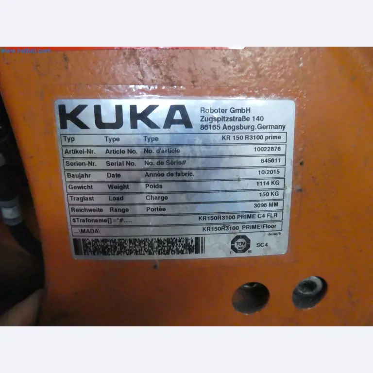 Robots, welding equipment and assembly accessories from the automotive industry-35