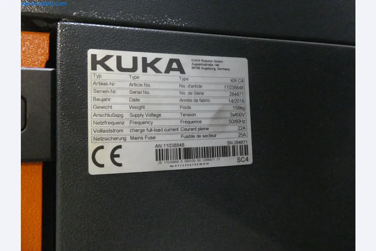 Robots, welding equipment and assembly accessories from the automotive industry-46