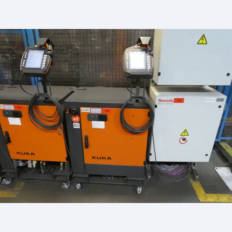 Robots, welding equipment and assembly accessories from the automotive industry-54