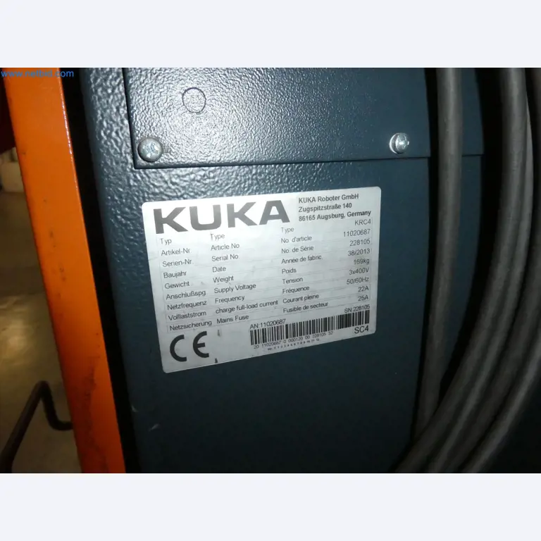 Robots, welding equipment and assembly accessories from the automotive industry-63