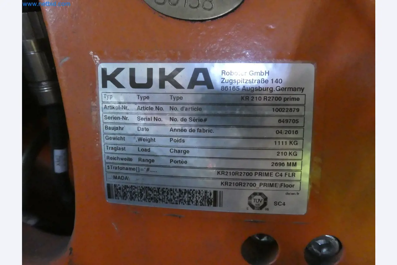 Robots, welding equipment and assembly accessories from the automotive industry-69