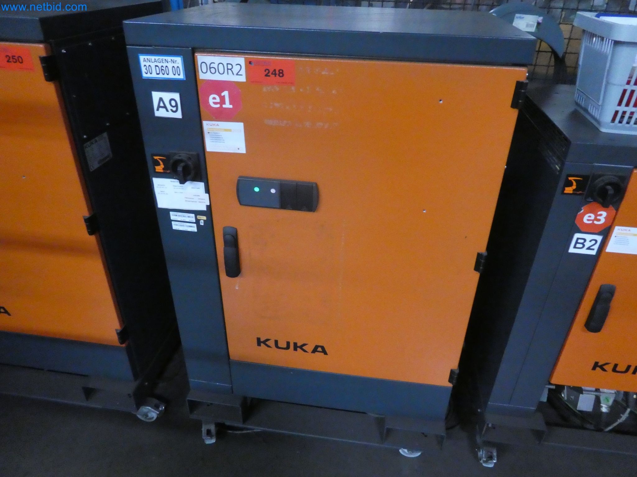 Robots, welding equipment and assembly accessories from the automotive industry-74