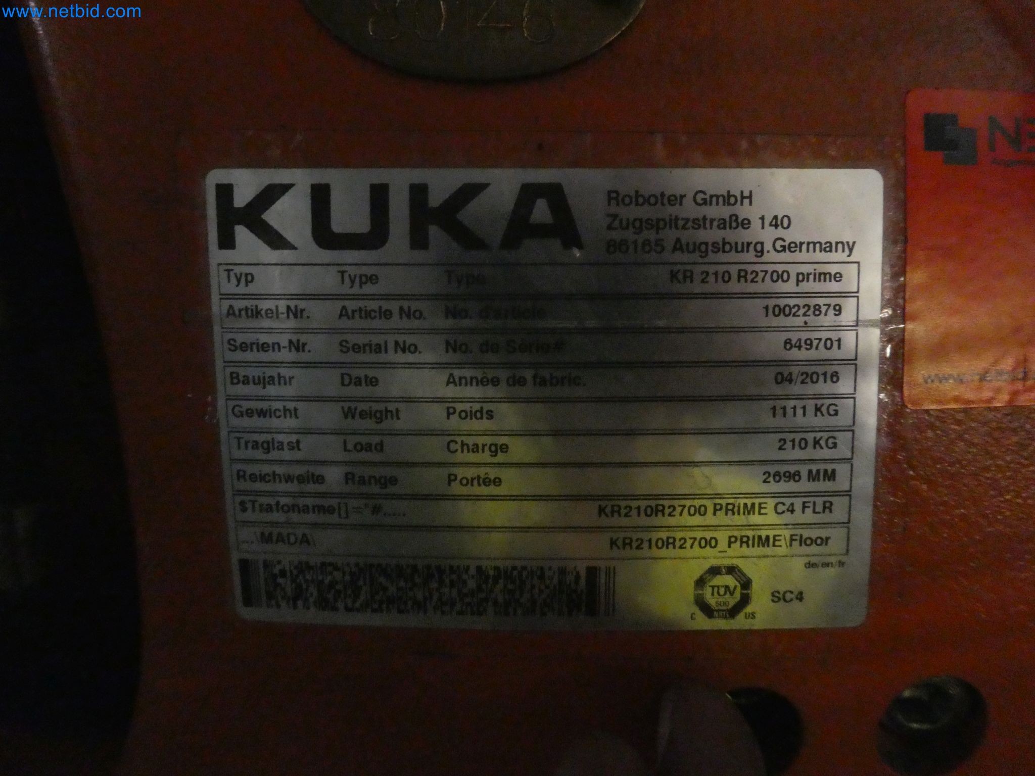 Robots, welding equipment and assembly accessories from the automotive industry-79