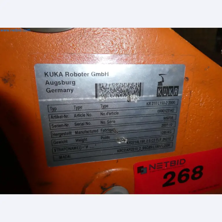 Robots, welding equipment and assembly accessories from the automotive industry-87