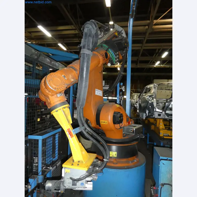 Robots, welding equipment and assembly accessories from the automotive industry-91