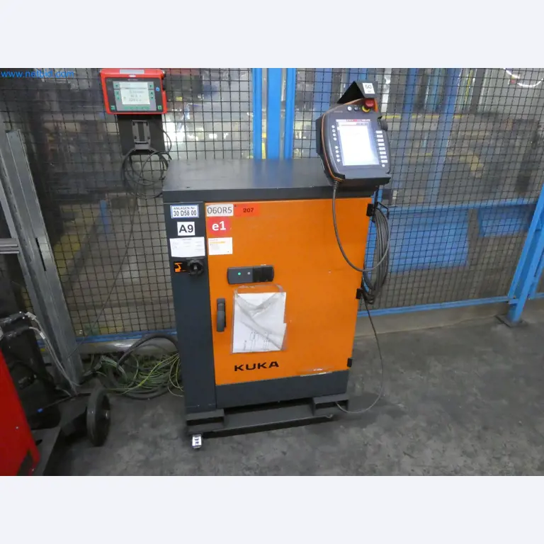 Robots, welding equipment and assembly accessories from the automotive industry-9