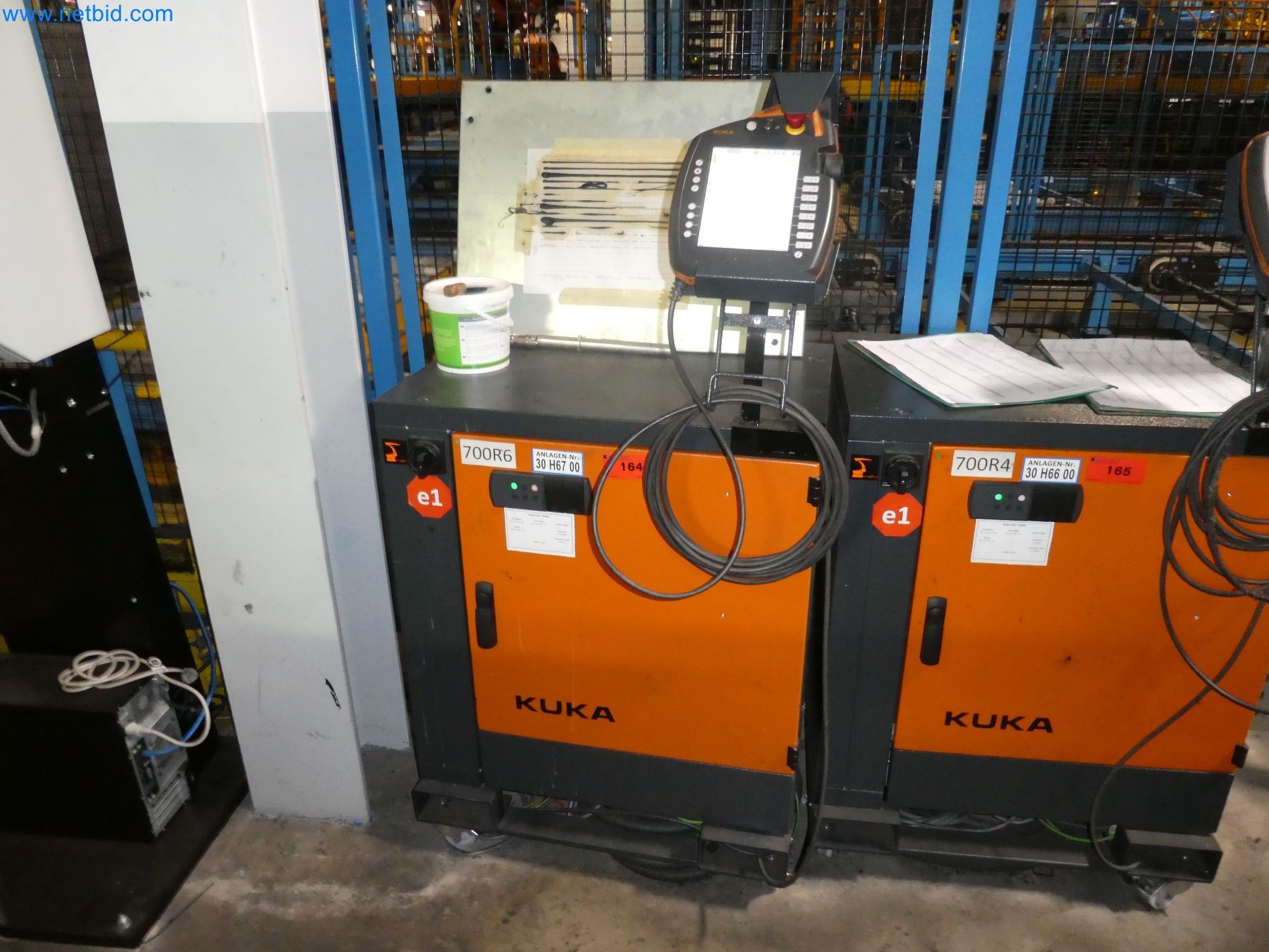 Robots, welding equipment and assembly accessories from the automotive industry-14