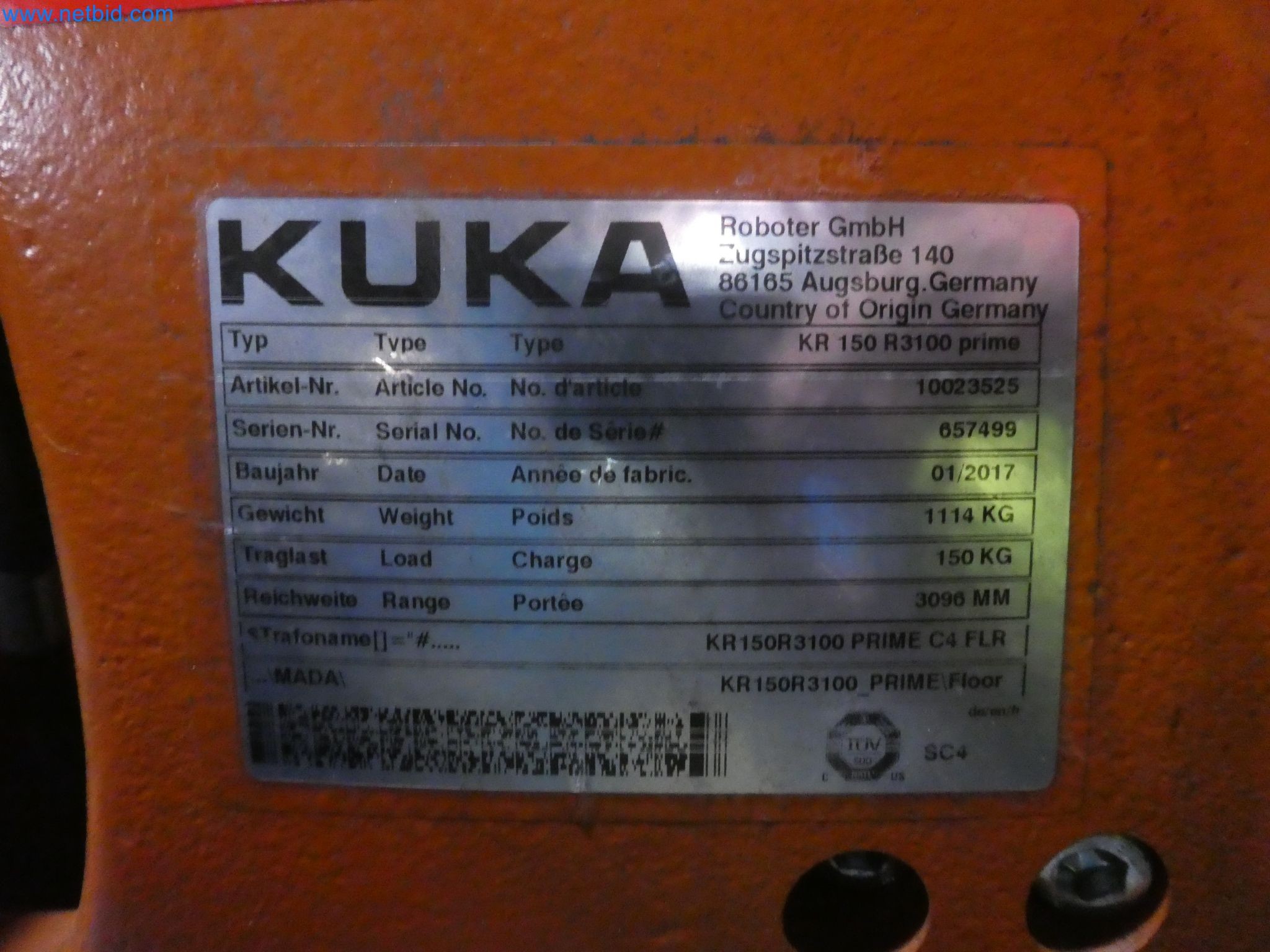 Robots, welding equipment and assembly accessories from the automotive industry-6