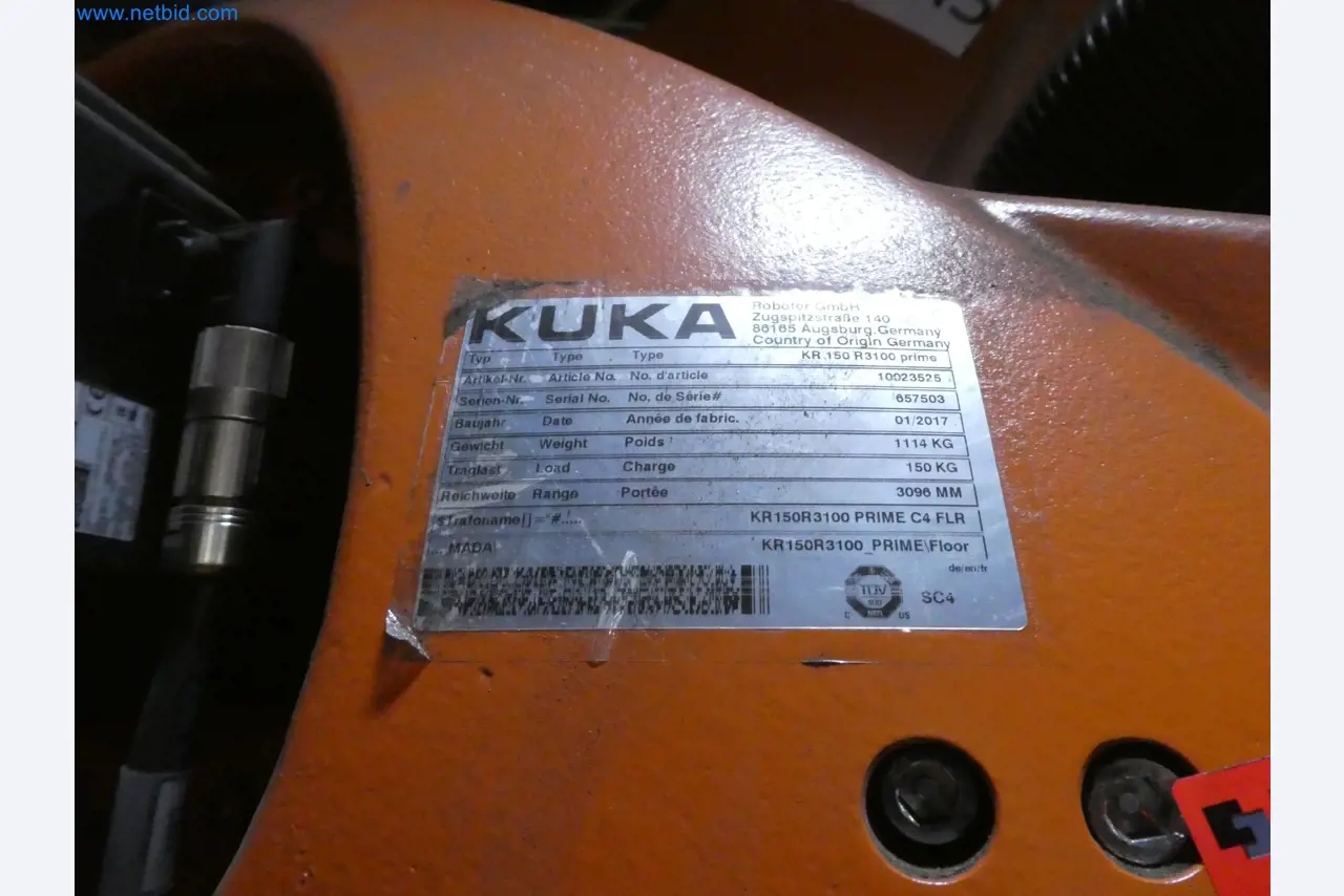 Robots, welding equipment and assembly accessories from the automotive industry-8