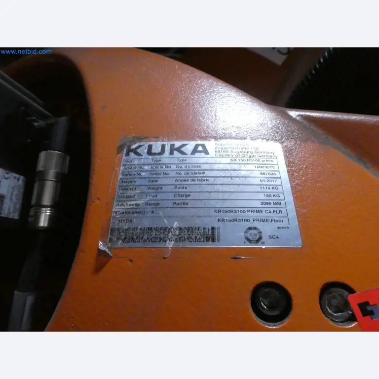 Robots, welding equipment and assembly accessories from the automotive industry-8