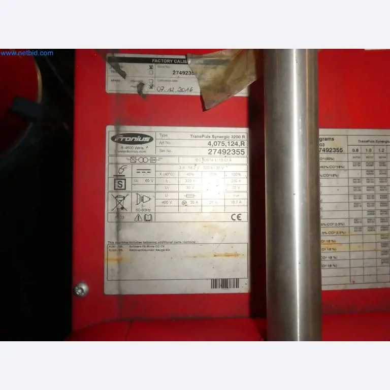 Robots, welding equipment and assembly accessories from the automotive industry-6