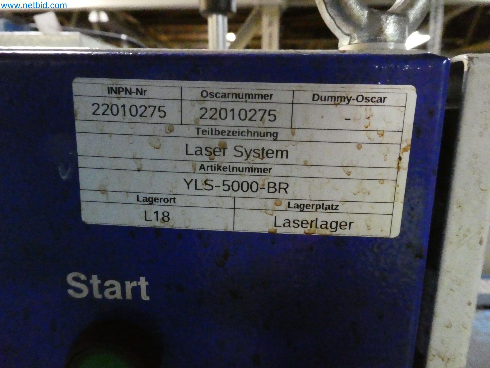 Robots, welding equipment and assembly accessories from the automotive industry-2