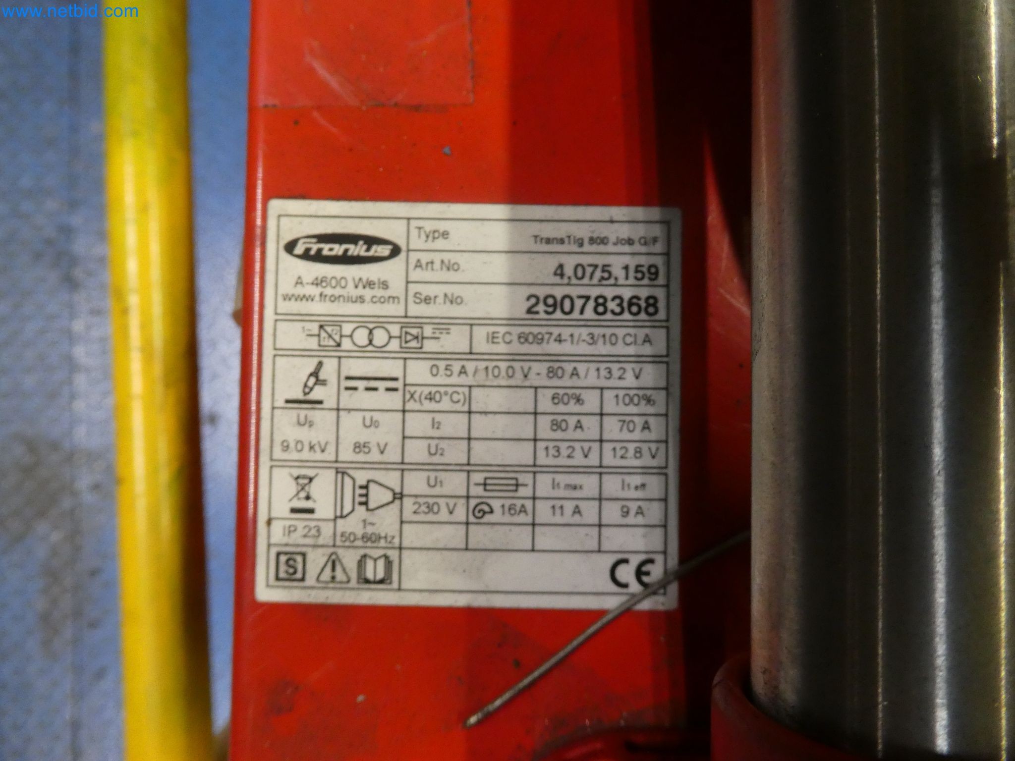 Robots, welding equipment and assembly accessories from the automotive industry-2