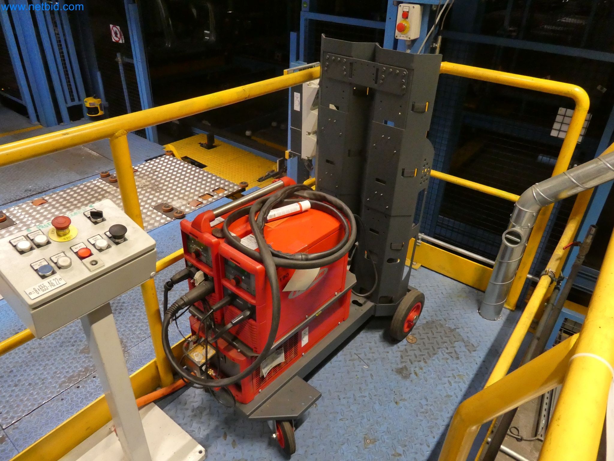 Robots, welding equipment and assembly accessories from the automotive industry-5