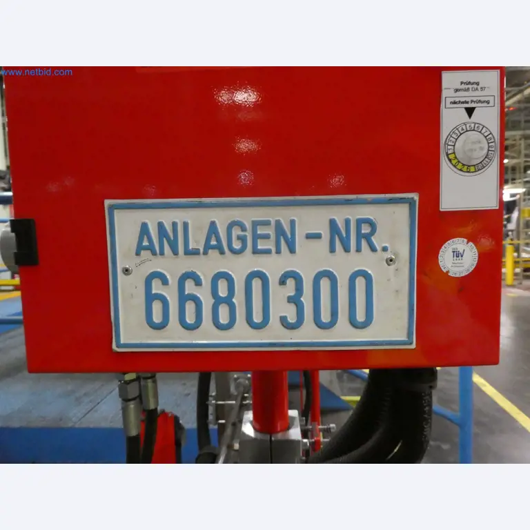 Robots, welding equipment and assembly accessories from the automotive industry-4