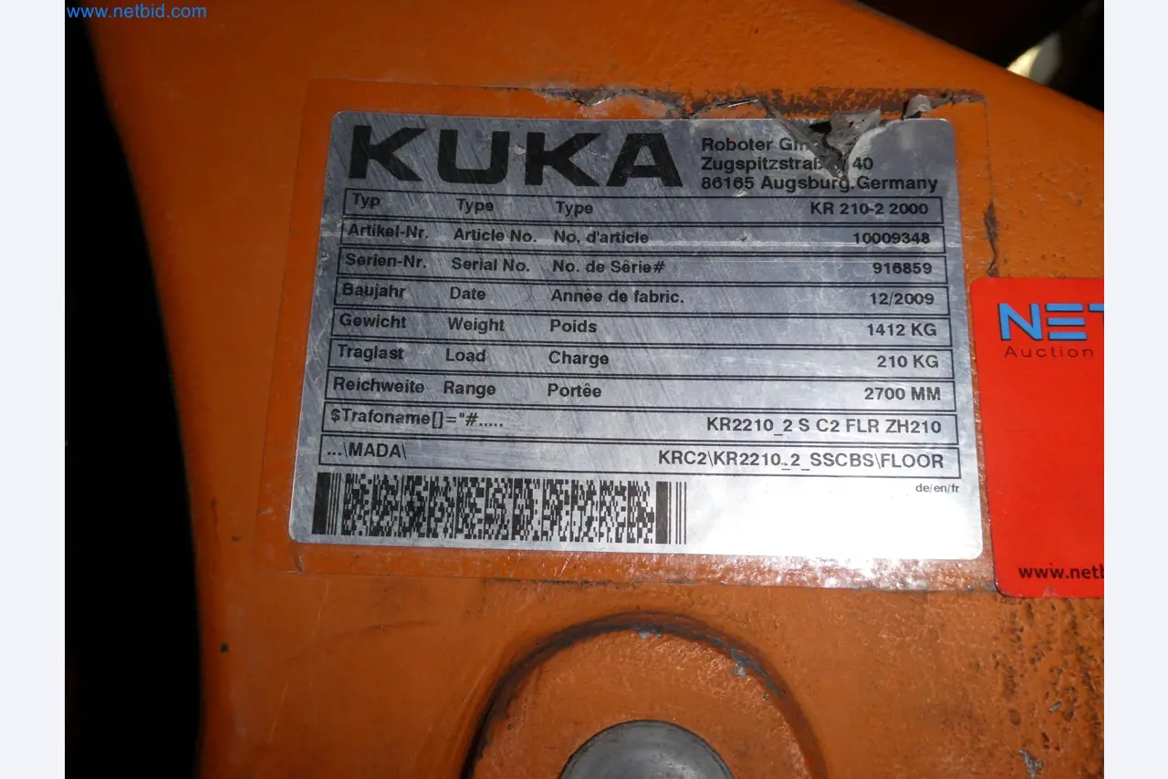 Robots, welding equipment and assembly accessories from the automotive industry-13