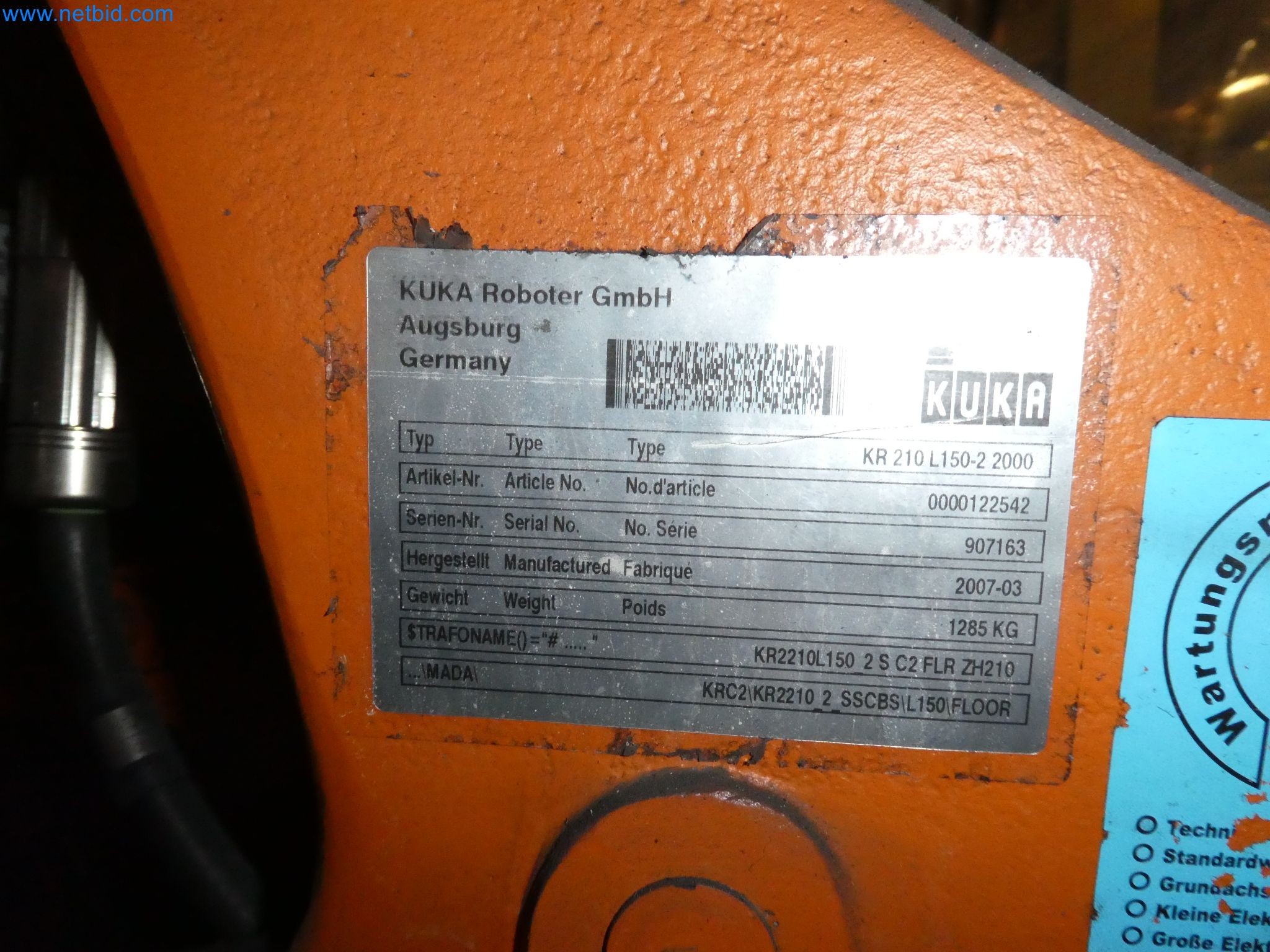 Robots, welding equipment and assembly accessories from the automotive industry-25