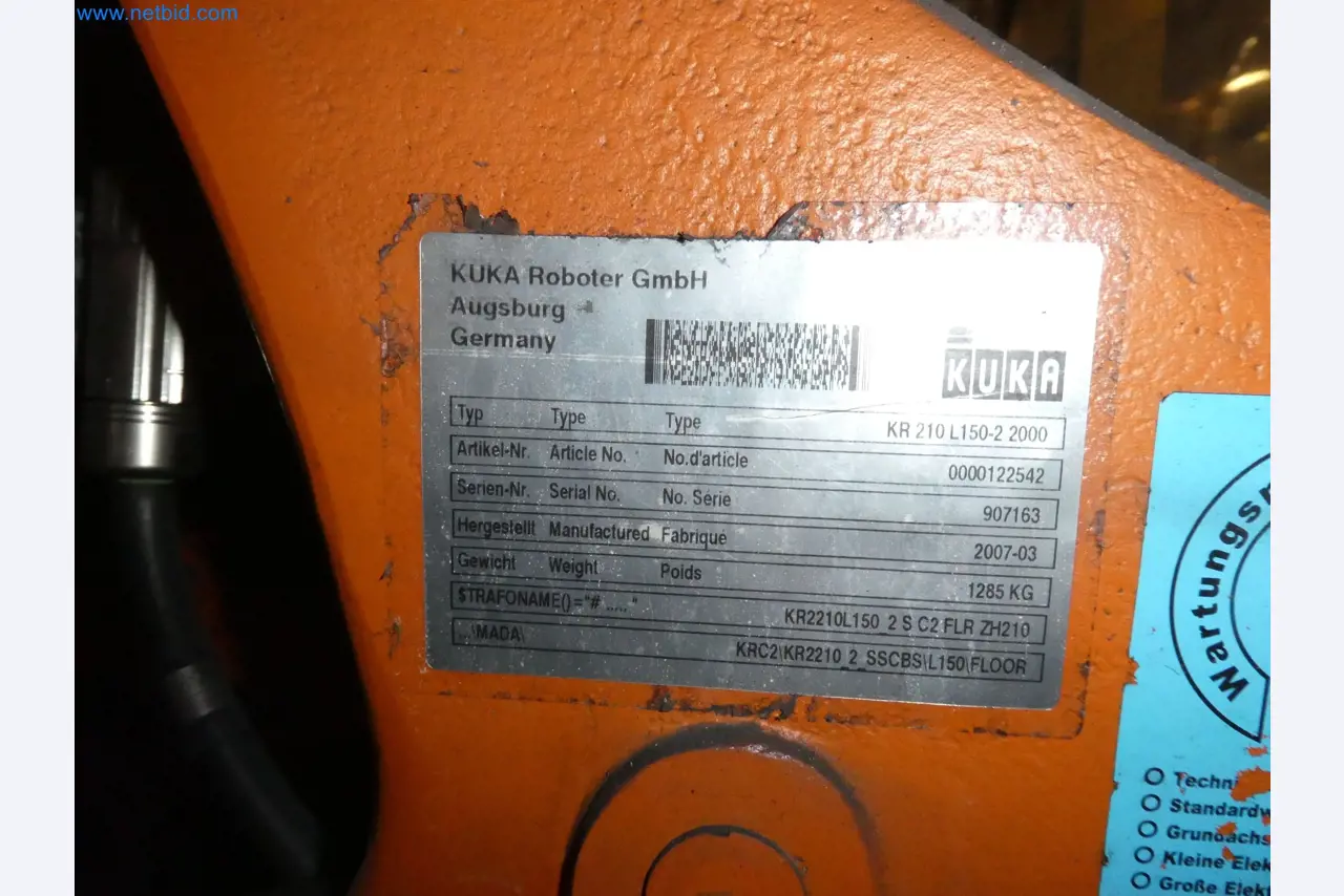 Robots, welding equipment and assembly accessories from the automotive industry-25